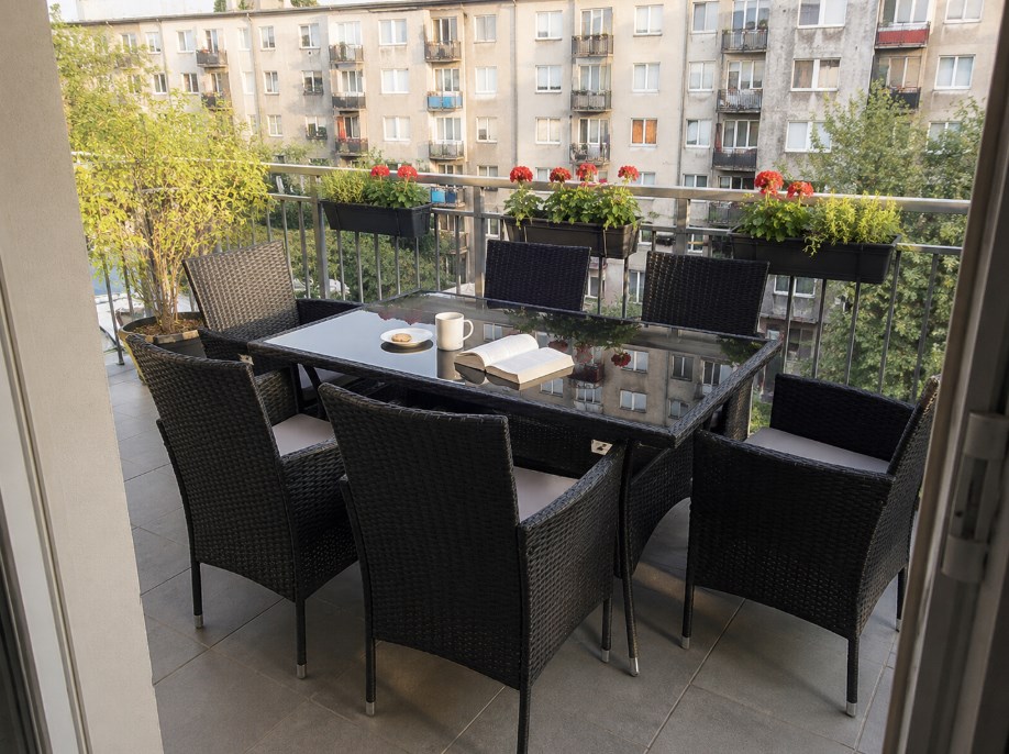 Zestaw mebli ogrodowych BARCELONA 7-częściowy – stół i 6 foteli z poduszkami